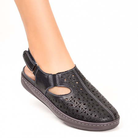 Sandale dama negre perforate din Piele cu inchidere cu scai MDL05423