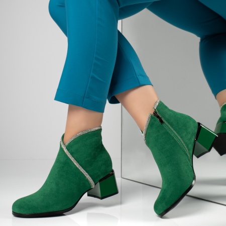 Botine cu Toc, Botine dama cu toc gros si strasuri aplicate verde suede ZEF12594, zeforia.ro