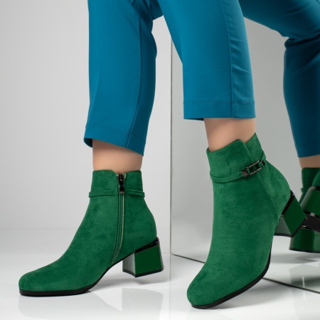 Botine dama, Botine dama cu toc si accesoriu decorativ verde suede MOD12595, modlet.ro