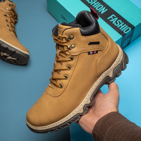 REDUCERI INCALTAMINTE, Ghete barbati cu talpa joasa khaki MOD12804, modlet.ro