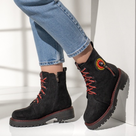 Ghete Dama, Ghete cu siret si fermoar dama negre cu rosu suede MOD07156, modlet.ro