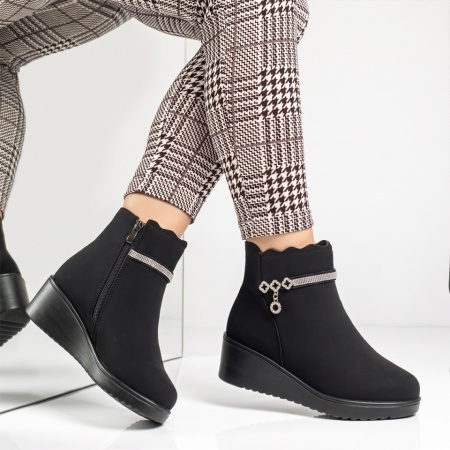 Ghete dama cu platforma si accesoriu decorativ negru suede GINA19, 3, modlet.ro