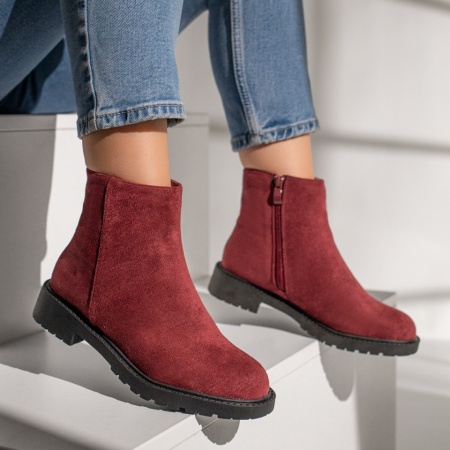Ghete dama cu talpa joasa si fermoar rosu suede MOD12243, 3, modlet.ro