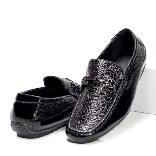 Plateste Jumatate!, Mocasini barbati cu aspect lacuit negri MOD05392, modlet.ro