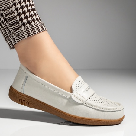 Mocasini dama cu perforatii albi din Piele naturala MOD08257, 4, modlet.ro