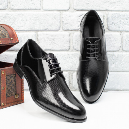 Pantofi barbati eleganti, Pantofi barbati eleganti negri cu aspect lacuit din Piele naturala MDL10561 - modlet.ro