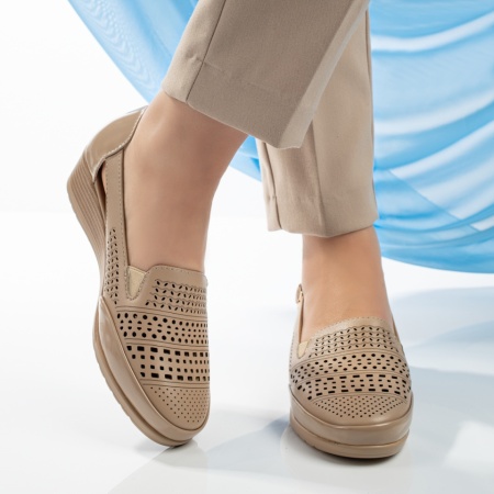 Pantofi casual cu platforma, Pantofi casual dama cu platforma bej inchis MOD13339, modlet.ro