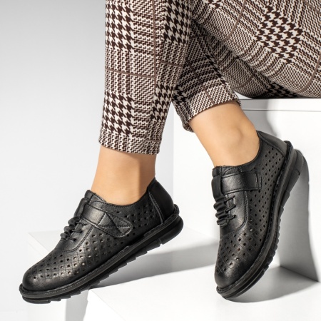 Pantofi casual dama, Pantofi casual dama perforati cu scai negri MOD13225, modlet.ro