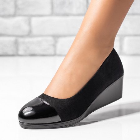 Pantofi casual cu platforma, Pantofi dama cu platforma negri suede si varf lucios MDL01677 - modlet.ro