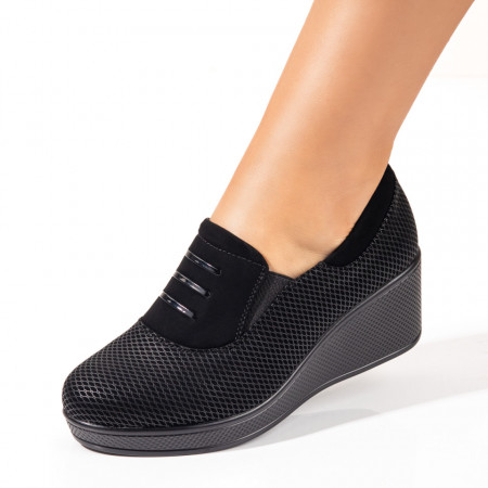 Pantofi casual cu platforma, Pantofi dama cu platforma si insertie de material elastic negri suede ZEF10491 - zeforia.ro
