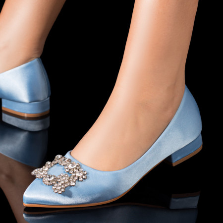Pantofi dama cu toc mic din satin albastru deschis MDL09402