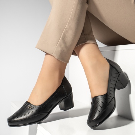 Pantofi dama cu toc si perforatii negri MOD13356, 3, modlet.ro