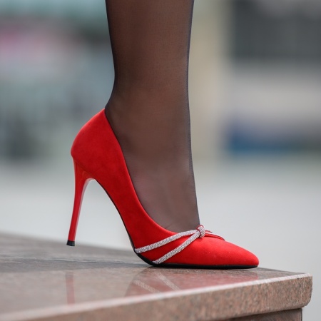 Pantofi Stiletto, Pantofi dama Stiletto rosii suede cu pietre aplicate MOD06138, modlet.ro