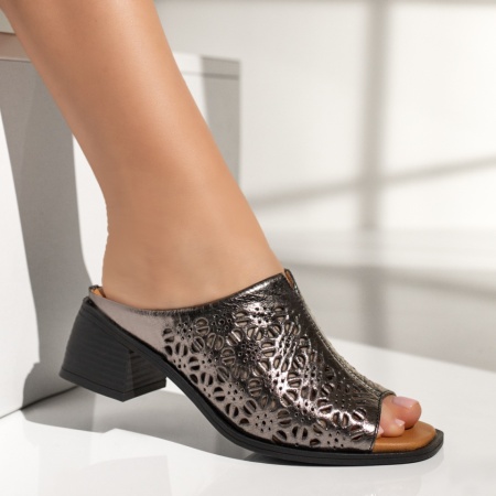 Papuci casual dama cu toc si perforatii gri sidefat din Piele naturala MOD13667, 3, modlet.ro