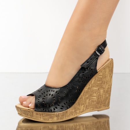 Sandale dama cu platforma si perforatii negre din Piele naturala ZEF13417