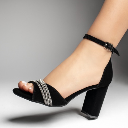 Sandale dama negre cu toc gros si aplicatie cu pietre ZEF13536
