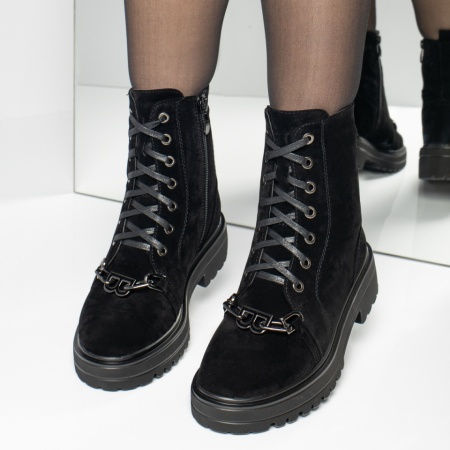 Bocanci dama cu accesoriu metalic negru suede MOD12623, 3, modlet.ro