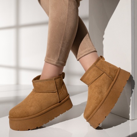 Cizme de iarna, Cizme dama scurt tip UG maro suede MOD12746, modlet.ro