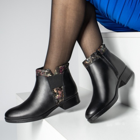 REDUCERI INCALTAMINTE, Ghete dama negre cu model floral din Piele naturala MOD05618, modlet.ro