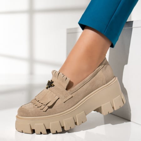 Incaltaminte dama, Pantofi casual dama cu accesoriu decorativ bej suede din Piele naturala ZEF12945, zeforia.ro