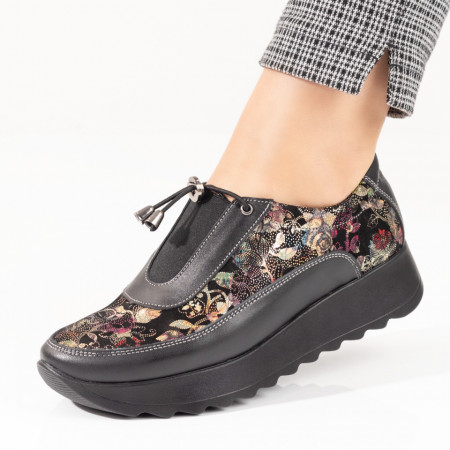Pantofi casual dama, Pantofi dama casual cu siret elastic si imprimeu din Piele naturala negri cu alb ZEF00300 - zeforia.ro