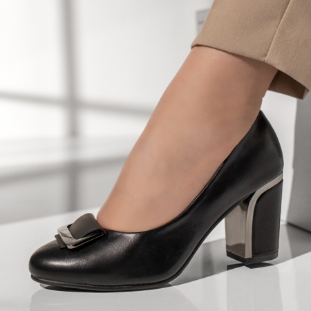Pantofi dama, Pantofi dama cu toc gros si accesoriu metalic negri MOD13278, modlet.ro