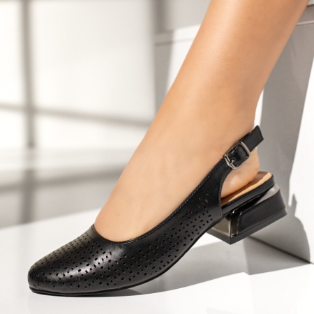 Pantofi dama, Pantofi dama cu toc mic si perforatii negri MOD13668, modlet.ro