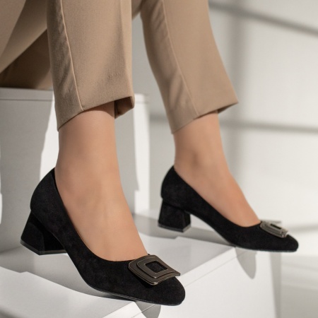 Pantofi dama cu toc si accesoriu decorativ negru suede MOD12981, 4, modlet.ro