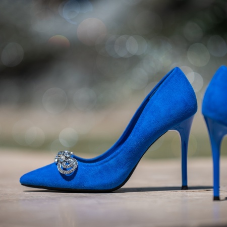 Pantofi Stiletto albastri suede dama cu toc si accesoriu cu pietre aplicate MOD06157, 2, modlet.ro