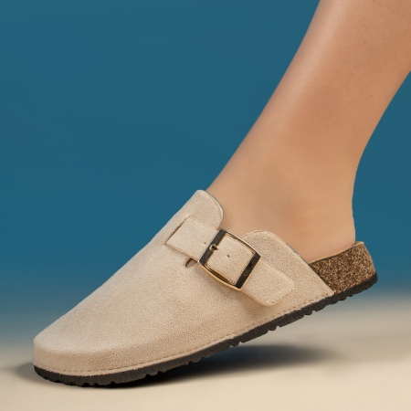 Papuci si slapi dama, Papuci casual dama cu catarama bej suede MOD13445, modlet.ro