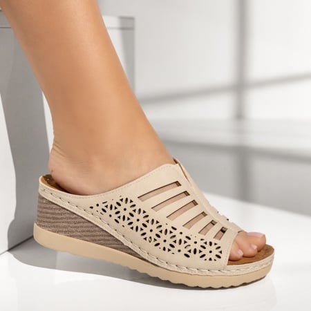 Papuci casual dama cu platforma si perforatii bej LIA11, 3, modlet.ro