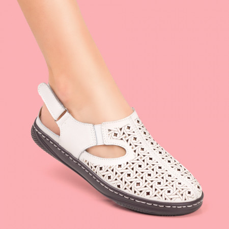 Sandale dama albe perforate din Piele cu inchidere cu scai MDL05423