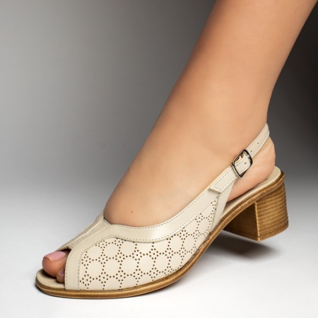 Sandale cu toc, Sandale dama cu toc si perforatii bej din Piele naturala MOD13428, modlet.ro