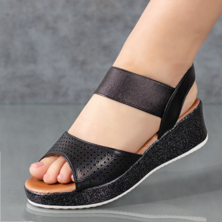 Sandale cu platforma, Sandale dama negre cu platforma si bareta elastica ZEF04861 - zeforia.ro