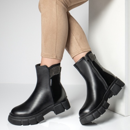 Cizme dama cu fermoar si pietre decorative aplicate negre MOD06928, 1, modlet.ro