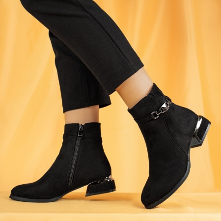 Ghete dama cu toc si accesoriu decorativ negru suede MOD06996, 3, modlet.ro
