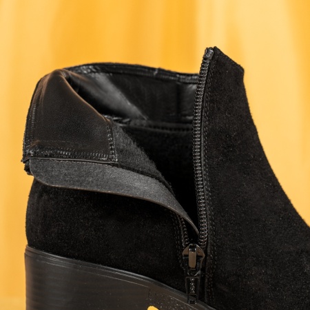 Ghete dama cu toc si fermoar negru suede din Piele naturala MOD05610, 2, modlet.ro