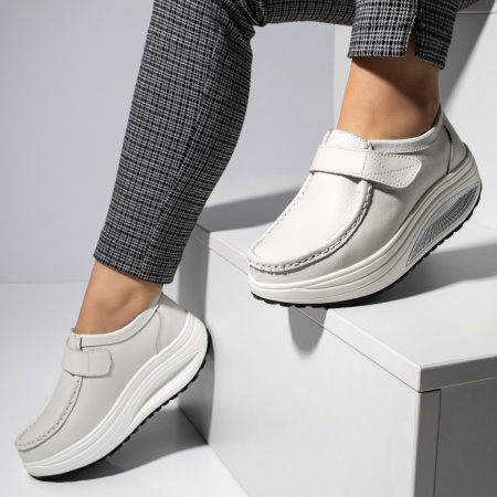 REDUCERI INCALTAMINTE, Pantofi casual dama cu platforma albi din Piele naturala MOD11951, modlet.ro