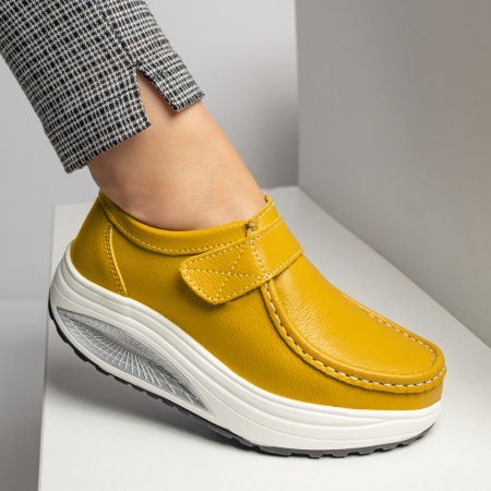 REDUCERI INCALTAMINTE, Pantofi casual dama cu platforma galbeni din Piele naturala MOD11951, modlet.ro