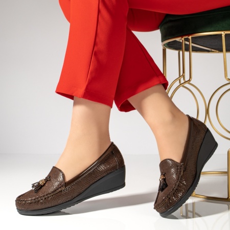 Pantofi dama, Pantofi casual dama cu platforma si ciucuri maro MOD13022, modlet.ro