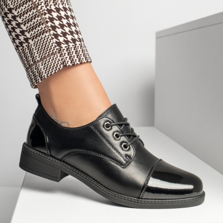 Pantofi dama, Pantofi casual dama cu siret si varf lucios negri MOD10982, modlet.ro