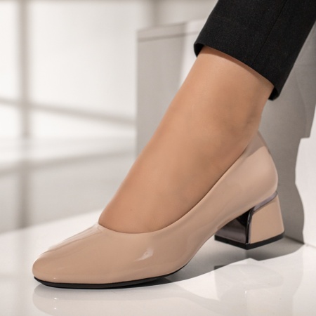 Pantofi cu toc gros dama, Pantofi cu toc gros dama bej cu aspect lucios MOD12115, modlet.ro