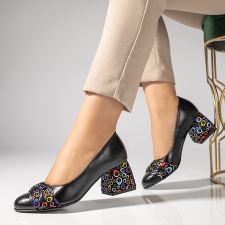 Pantofi cu toc gros dama, Pantofi cu toc gros dama cu print negri din Piele naturala MOD12050, modlet.ro