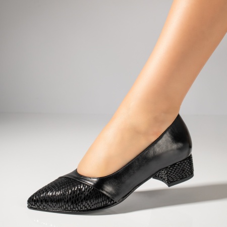 Pantofi dama, Pantofi dama cu toc mic negri cu print din Piele naturala MOD12143, modlet.ro
