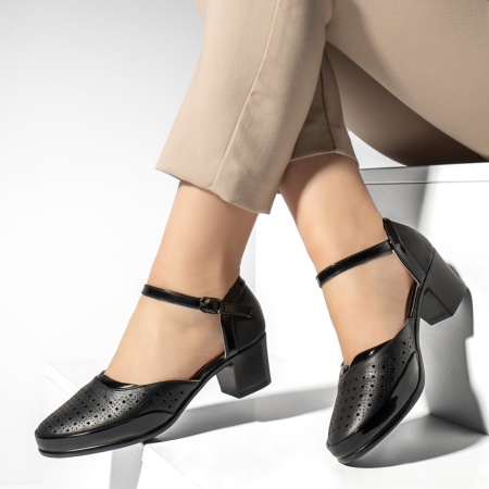 Pantofi dama, Pantofi dama cu toc si perforatii negri MOD13342, modlet.ro