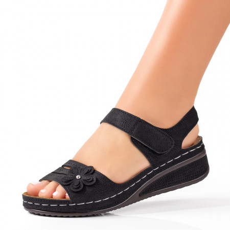 Sandale dama cu platforma si inchidere cu scai negre MDL09235