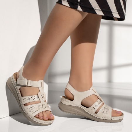 Sandale dama cu platforma si perforatii bej MOD13385, 4, modlet.ro