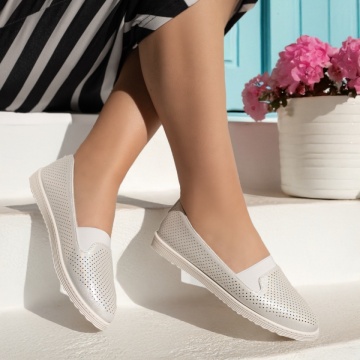 Balerini dama cu insertie de material elastic alb sidefat MOD13563, 3, modlet.ro