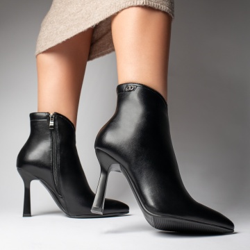 Botine dama cu toc subtire si fermoar negre MOD12384, 3, modlet.ro