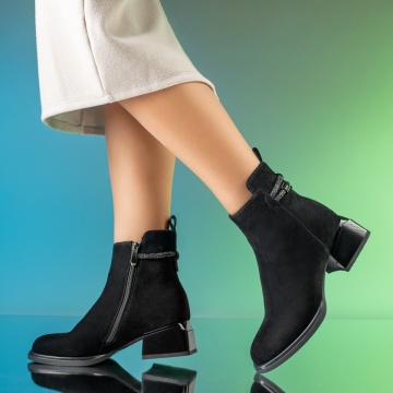 Ghete dama cu toc mic si fermoar negru suede din Piele naturala MOD14044, 3, modlet.ro